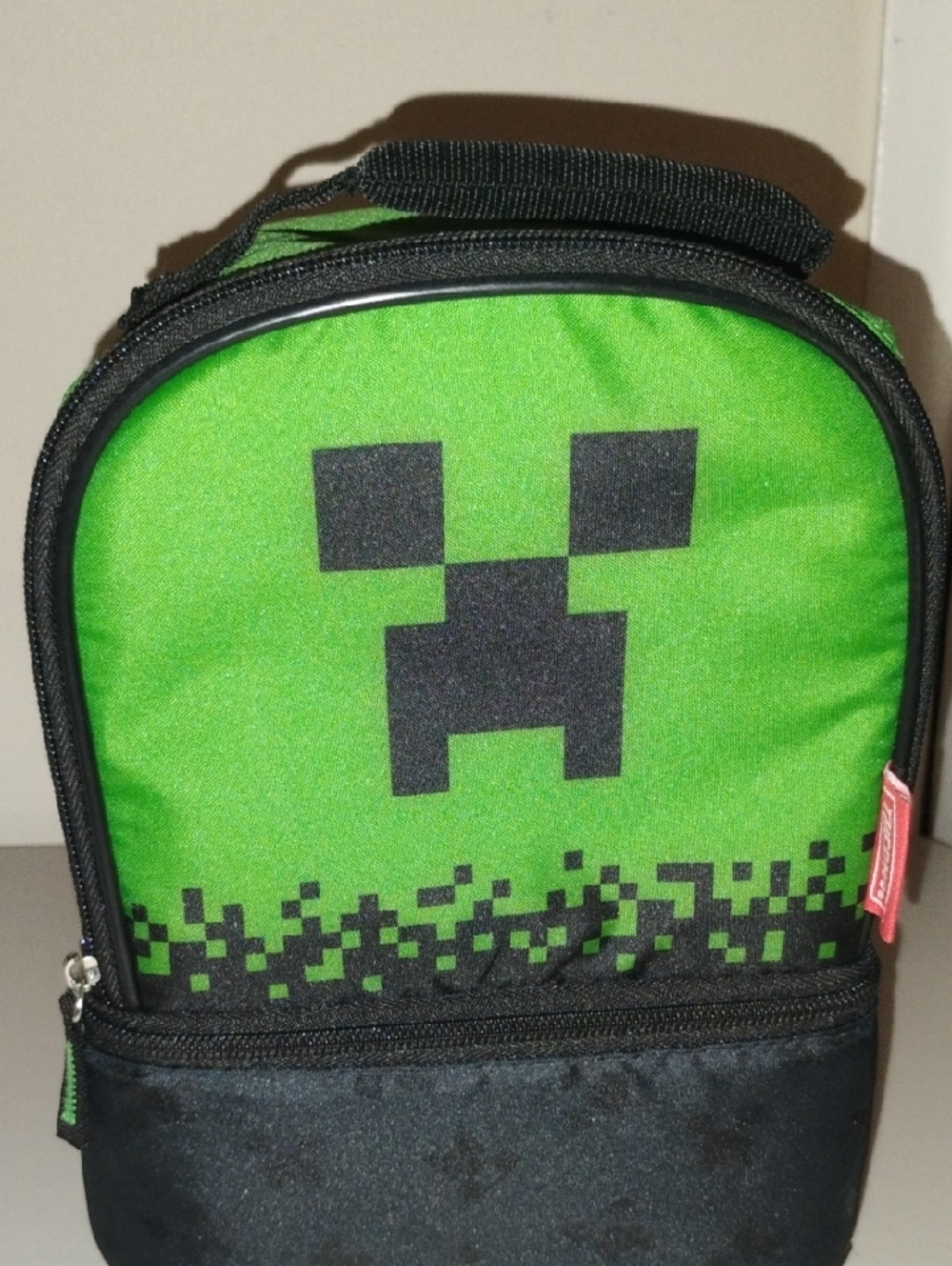 Thermos Green and Black Kids Lunch Bag with Pixel Creeper Face